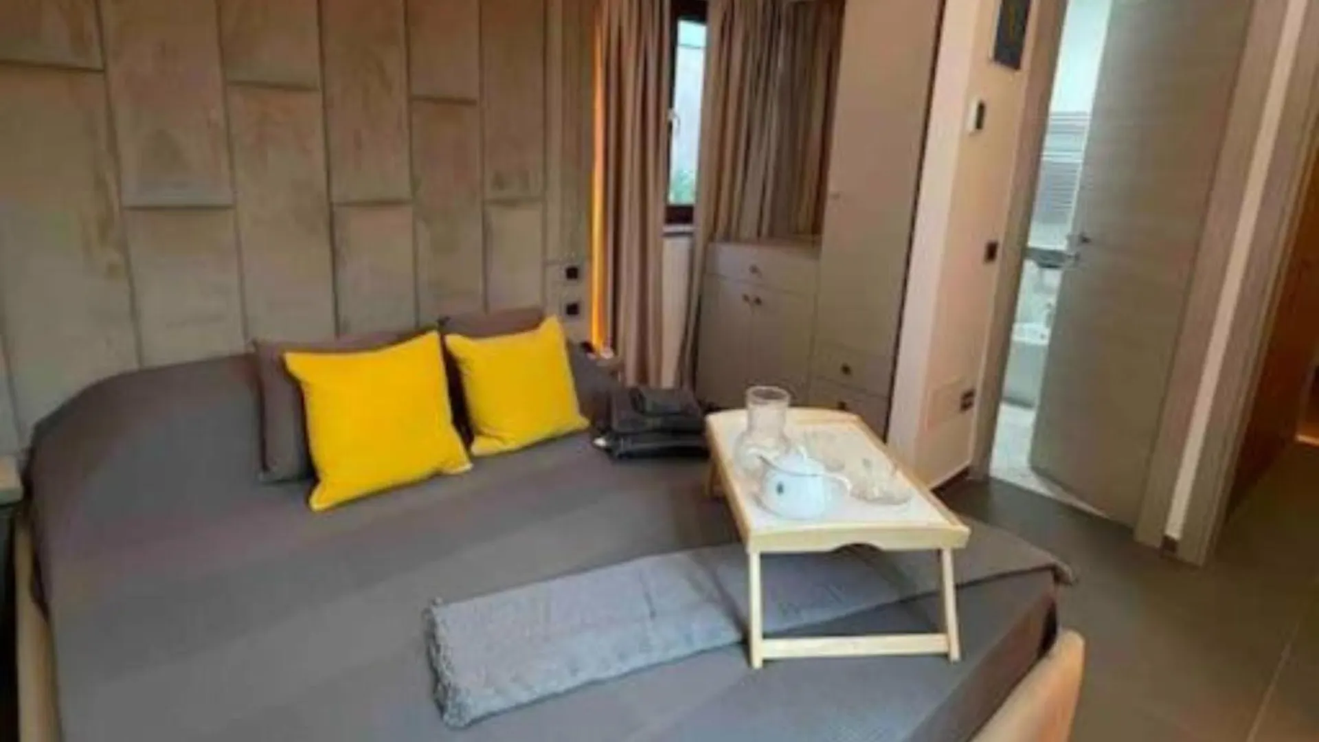 Exclusive Villa With Private Garden - 5 Minutes From The Colosseum  Rome
