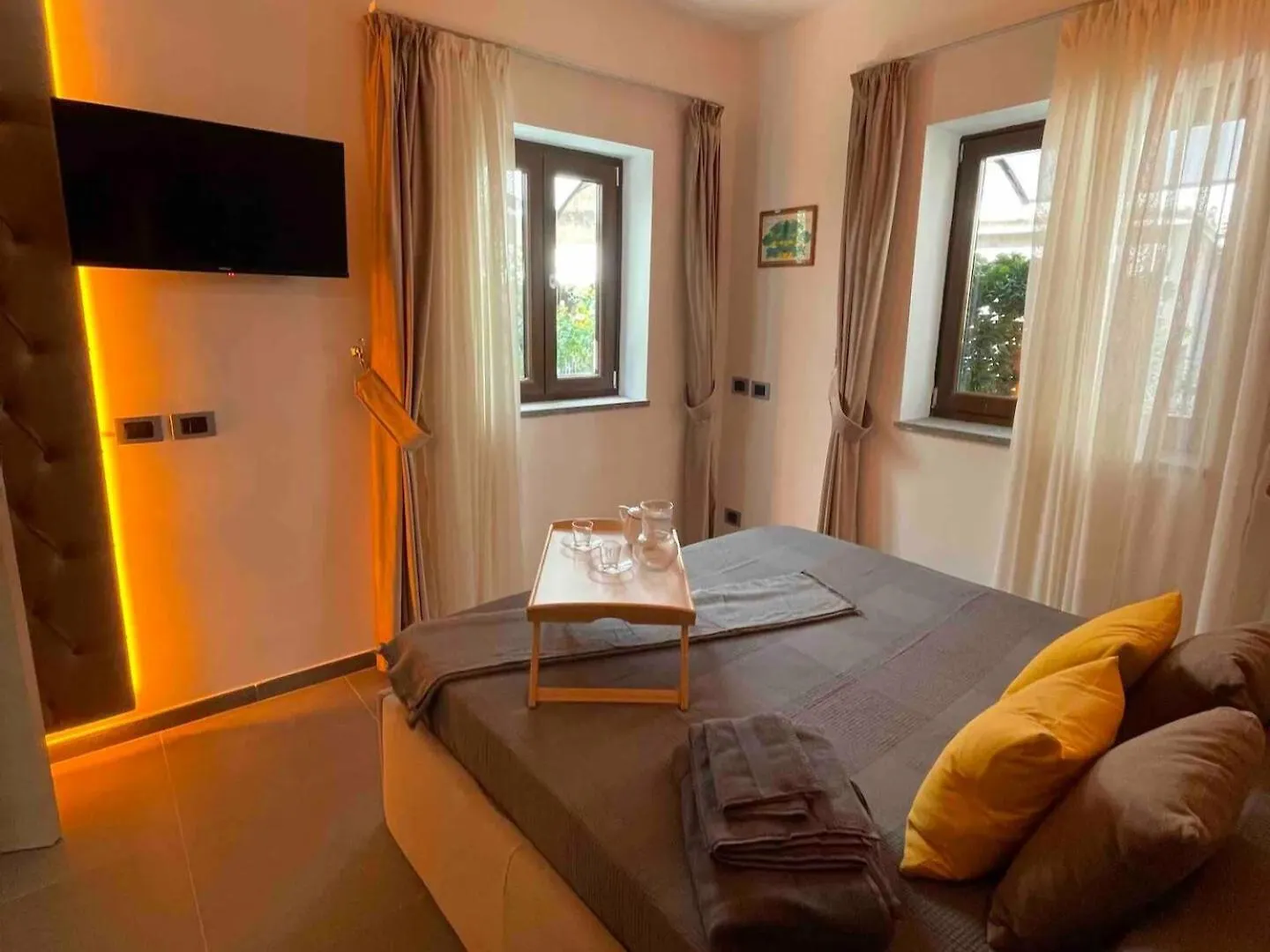 Exclusive Villa With Private Garden - 5 Minutes From The Colosseum 0*, Rome Italy